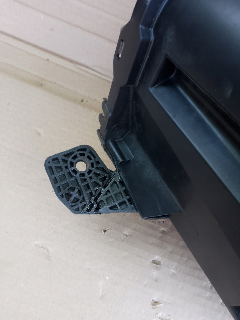 Frontscheinwerfer Citroën Jumpy Zafira C Vivaro 00197076-06 Links Headlight