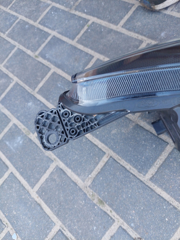 Frontscheinwerfer Ford Focus MX7B13E015-EB Full LED Rechts oder Links SCH7646009340ul