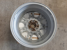 Load image into Gallery viewer, 1x Alufelge 17 Zoll 8.5" 5x120 50ET Glanz Silber 2282360 BMW E46 Rim Wheel FEL9306866420er