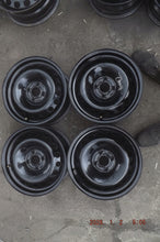 Laden Sie das Bild in den Galerie-Viewer, 4x Alufelge 15 Zoll 6.0" 4x100 50ET Schwarz Dacia Sandero I Z Logan Rim Wheel FEL8381971517ur