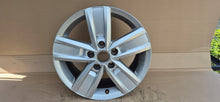 Laden Sie das Bild in den Galerie-Viewer, 1x Alufelge 17 Zoll 7.0" 5x120 7E0601025M VW T6 T5 Rim Wheel FEL2139276497rq
