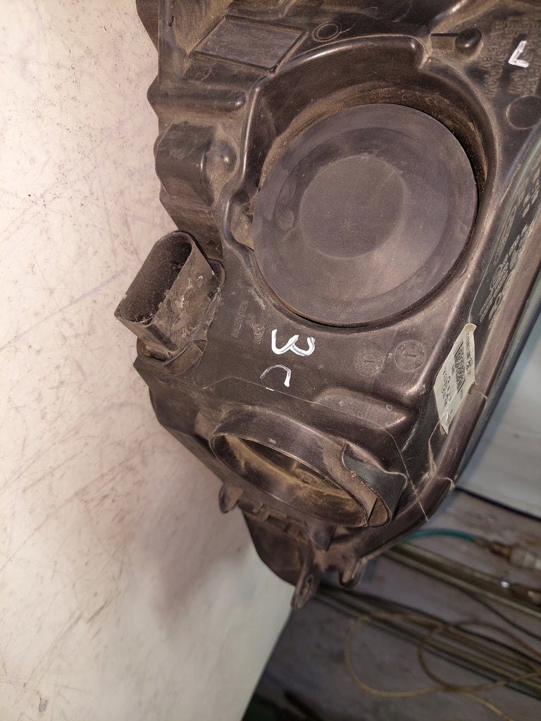 Frontscheinwerfer Ford Focus III BM51-13W030-CK Links Scheinwerfer Headlight SCH5368938136tf