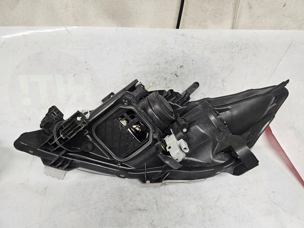 Frontscheinwerfer Toyota Auris 81110-02A51 Xenon Rechts Scheinwerfer Headlight