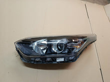 Laden Sie das Bild in den Galerie-Viewer, Frontscheinwerfer Kia Ceed 92101-J7051 J7921-22030 Links Scheinwerfer Headlight