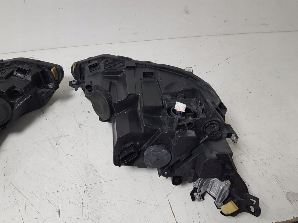 Frontscheinwerfer VW Golf VIII 5H1941005 5H1941006 LED Ein Satz Headlight SCH3270095106ei