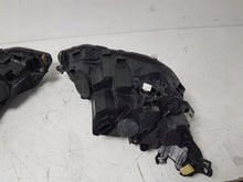 Load image into Gallery viewer, Frontscheinwerfer VW Golf VIII 5H1941005 5H1941006 LED Ein Satz Headlight SCH3270095106ei