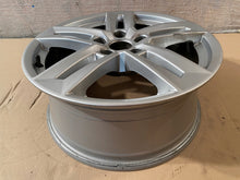 Laden Sie das Bild in den Galerie-Viewer, 1x Alufelge 17 Zoll 7.0" 5x112 42ET 8W0601025P Audi A4 B9 Rim Wheel FEL7988168772of