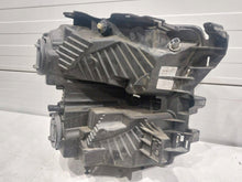 Laden Sie das Bild in den Galerie-Viewer, Frontscheinwerfer Ford FL3413006A Links Scheinwerfer Headlight SCH4669765700ow