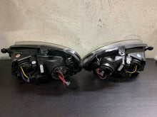 Laden Sie das Bild in den Galerie-Viewer, Frontscheinwerfer VW Polo Ein Satz Scheinwerfer Headlight SCH5412923848nq