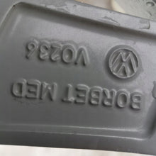Load image into Gallery viewer, 1x Alufelge 16 Zoll 6.5" 5x112 46ET Glanz Silber 5H0071496 VW Golf Viii FEL9412385751dx