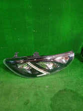 Laden Sie das Bild in den Galerie-Viewer, Frontscheinwerfer Opel Movano B 260604857R Links Scheinwerfer Headlight SCH7808222062qg