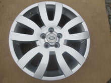 Load image into Gallery viewer, 1x Alufelge 18 Zoll 8.0" 5x108 55ET Glanz Silber 6H52-1007-NA Land Rover FEL1579040148dy