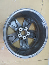 Load image into Gallery viewer, 1x Alufelge 16 Zoll 7.0&quot; 5x112 47ET Glanz 6897609 BMW F40 Rim Wheel