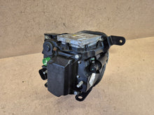 Laden Sie das Bild in den Galerie-Viewer, Frontscheinwerfer Fiat 500 Xenon Rechts Scheinwerfer Headlight SCH9401579285wm