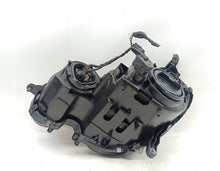 Laden Sie das Bild in den Galerie-Viewer, Frontscheinwerfer Mercedes-Benz W211 A2118205261 Rechts Scheinwerfer Headlight SCH5456831968ft