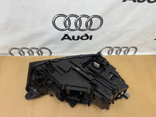 Laden Sie das Bild in den Galerie-Viewer, Frontscheinwerfer Audi Q5 80A941035 Full LED Links Scheinwerfer Headlight SCH6978606306zf