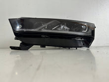Laden Sie das Bild in den Galerie-Viewer, Frontscheinwerfer Skoda Octavia I 5E4941015B Links Scheinwerfer Headlight SCH7052328696dk
