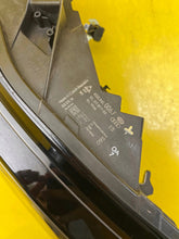 Laden Sie das Bild in den Galerie-Viewer, Frontscheinwerfer Audi A6 C7 4G0941006F Xenon Rechts Scheinwerfer Headlight SCH6001098965rc