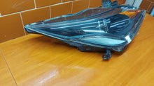 Laden Sie das Bild in den Galerie-Viewer, Frontscheinwerfer Toyota Aygo LED Rechts Scheinwerfer Headlight SCH7861619006wf