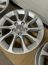 Laden Sie das Bild in den Galerie-Viewer, 4x Alufelge 16 Zoll 6.5" 5x112 46ET Glanz Silber 8V0601025BM Audi A3 Rim Wheel FEL7956344486kb