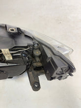 Laden Sie das Bild in den Galerie-Viewer, Frontscheinwerfer Seat Ibiza I 6J1941022E Xenon Rechts Scheinwerfer Headlight SCH9474313872aw