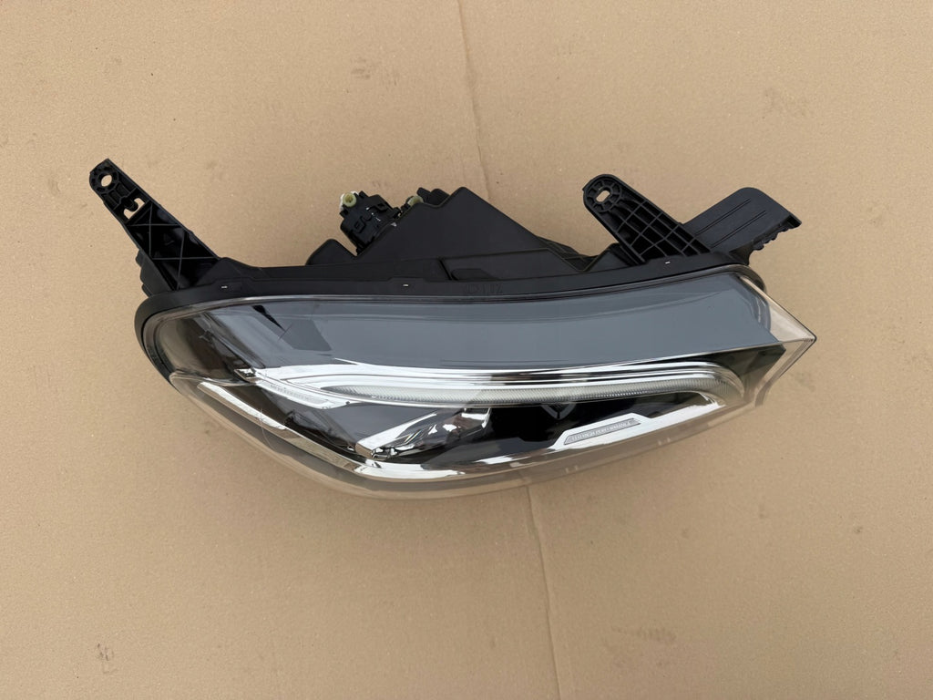 Frontscheinwerfer Mercedes-Benz A4709060900 LED Rechts Scheinwerfer Headlight SCH9106311947ge