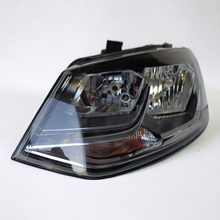 Laden Sie das Bild in den Galerie-Viewer, Frontscheinwerfer VW Polo 6C1941005B Links Scheinwerfer Headlight