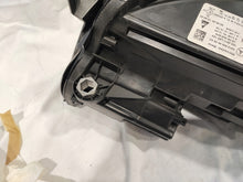 Laden Sie das Bild in den Galerie-Viewer, Frontscheinwerfer Mercedes-Benz W213 A2139069608KZ Full LED Rechts Headlight SCH6133684204uj