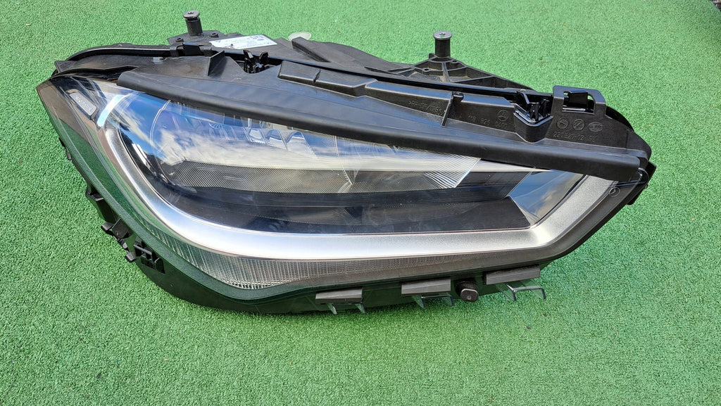 Frontscheinwerfer Mercedes-Benz Cla A1189062000 Halogen Rechts Headlight