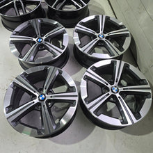 Laden Sie das Bild in den Galerie-Viewer, 4x Alufelge 17 Zoll 7.0" 5x112 41ET 6898044 BMW 2 U06 Rim Wheel FEL6381934623cd
