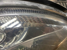 Laden Sie das Bild in den Galerie-Viewer, Frontscheinwerfer Mercedes-Benz W211 A2118201461 Xenon Rechts Headlight SCH7668398291bi