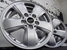 Laden Sie das Bild in den Galerie-Viewer, 4x Alufelge 15 Zoll 5.5" 5x112 46ET Glanz Silber 6855101 Mini Rim Wheel FEL1001994297ax