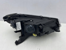 Laden Sie das Bild in den Galerie-Viewer, Frontscheinwerfer VW Caddy 2K8941005D Links Scheinwerfer Headlight SCH5043539363sl