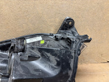 Laden Sie das Bild in den Galerie-Viewer, Frontscheinwerfer Renault Twingo II 260602496R Links Scheinwerfer Headlight SCH6764747415vc