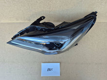 Laden Sie das Bild in den Galerie-Viewer, Frontscheinwerfer Opel Astra K 39158005 Links Scheinwerfer Headlight SCH8815355439zq