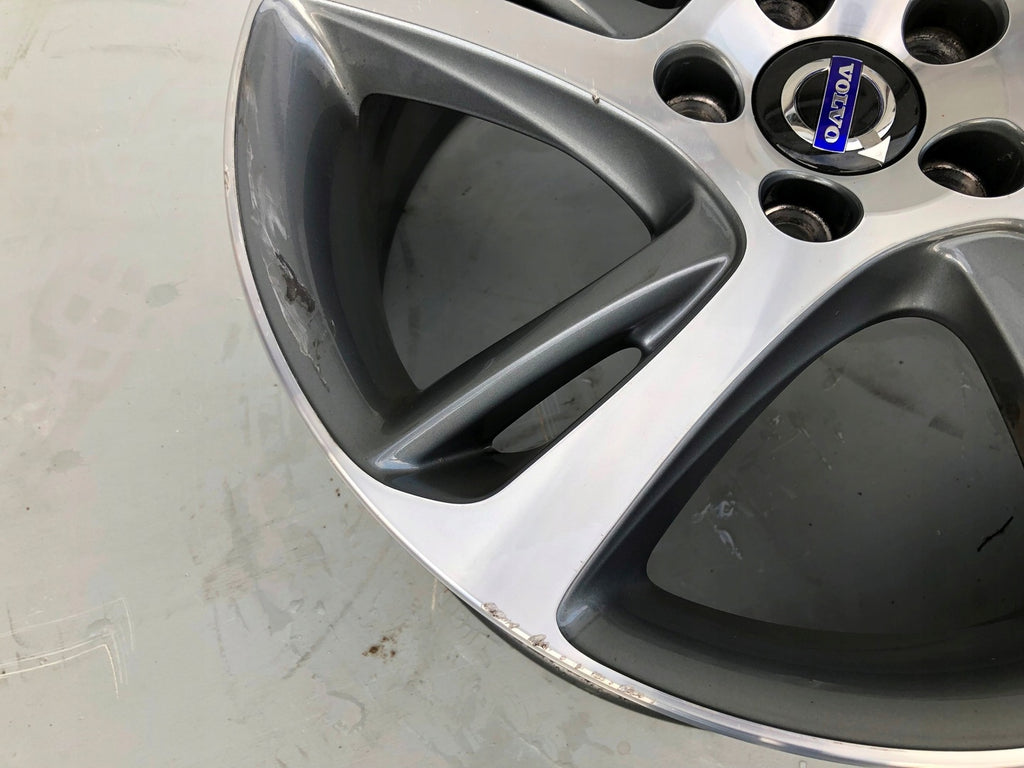 1x Alufelge 17 Zoll 7.0" 5x108 52ET 31302677 Volvo V40 Rim Wheel