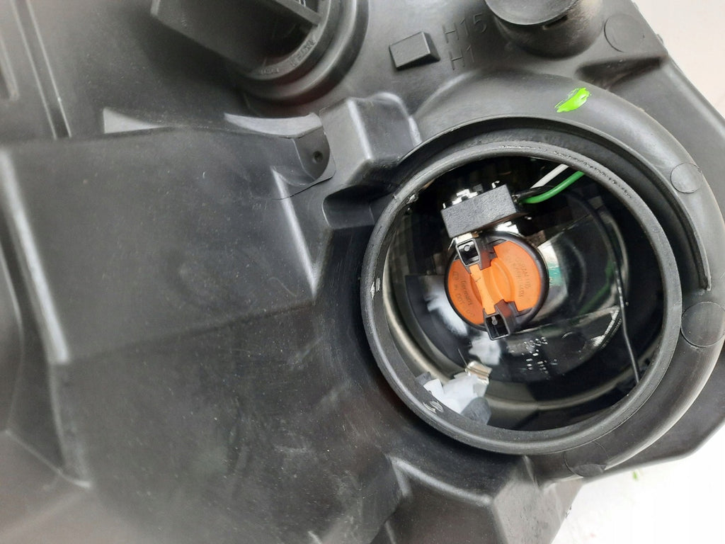 Frontscheinwerfer VW Amarok MAM79785 Links Scheinwerfer Headlight SCH7037123373nh