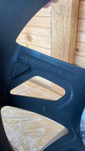 Load image into Gallery viewer, 1x Alufelge 19 Zoll 8.5" 5x112 38ET Glanz Grau 83A601025 Audi Q3 Mg Rim Wheel FEL9534582058fr