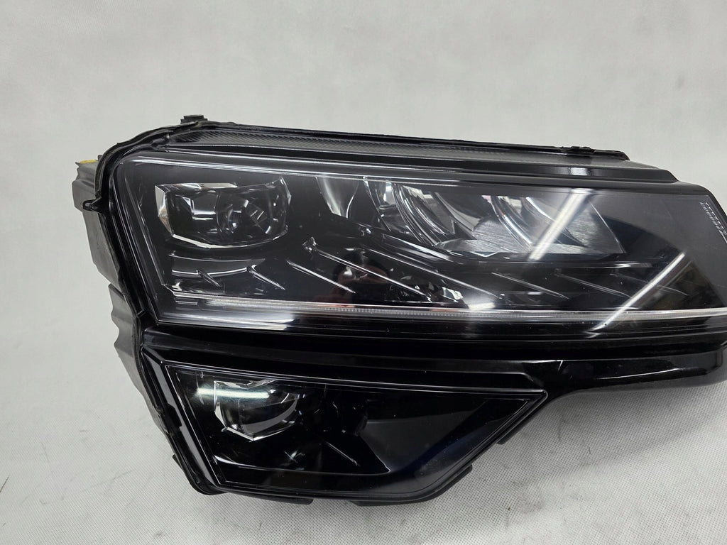 Frontscheinwerfer Skoda Karoq 57B941016D Rechts Scheinwerfer Headlight SCH5428427374ue