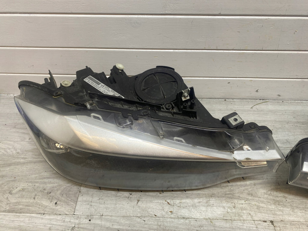 Frontscheinwerfer BMW F30 F31 7259524 7259523 LED Ein Stück (Rechts oder Links)