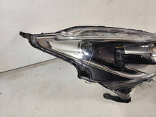 Load image into Gallery viewer, Frontscheinwerfer Peugeot 208 I 1685353180 90160648 Rechts Headlight SCH1064246922vr
