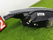 Laden Sie das Bild in den Galerie-Viewer, Frontscheinwerfer Ford Focus JX7B-13E017-AE LED Ein Stück (Rechts oder Links) SCH6200796795mx