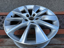 Load image into Gallery viewer, 1x Alufelge 18 Zoll 7.0" 5x112 45ET Glanz Silber 57A601025D Skoda Karoq FEL4017920869yw