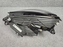 Laden Sie das Bild in den Galerie-Viewer, Frontscheinwerfer Mercedes-Benz Glc X253 A2538260200 A2538261001 Rechts SCH9234694767eq