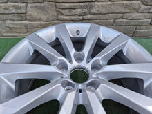 Load image into Gallery viewer, 1x Alufelge 18 Zoll 5x120 6790173 BMW 5 F11 F10 Rim Wheel FEL2840436977xd