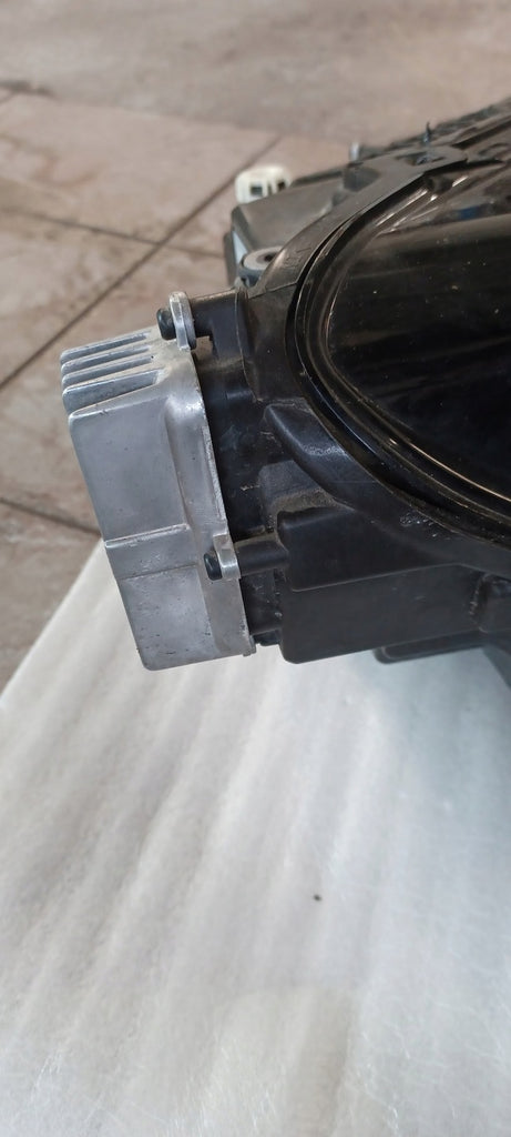 Frontscheinwerfer Skoda Superb III 3V1941016D 992941571AA LED Rechts Headlight