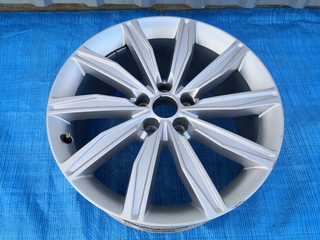 1x Alufelge 19 Zoll 8.5" 5x112 40ET Glanz Silber 4K0601025G Audi A6 C8 Rim Wheel