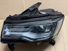 Load image into Gallery viewer, Frontscheinwerfer Jeep Grand Cherokee Wk2 68144709AD 68144708AD Ein Satz SCH5673388843do