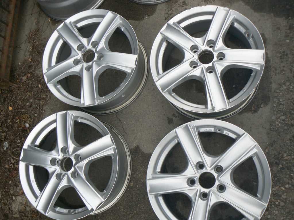 4x Alufelge 16 Zoll 6.5" 5x112 40ET Glanz Silber KBA52707 Skoda I Rim Wheel FEL9957221956jt