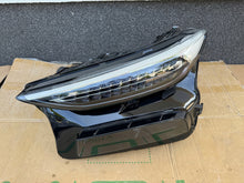 Laden Sie das Bild in den Galerie-Viewer, Frontscheinwerfer Audi E-Tron 85H941039 LED Ein Stück (Rechts oder Links) SCH1463406061ij